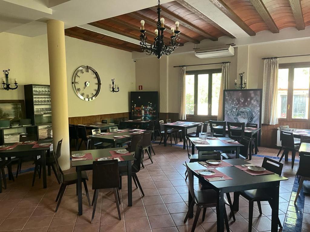 Hostal Restaurante Andra Rio Madera Luaran gambar